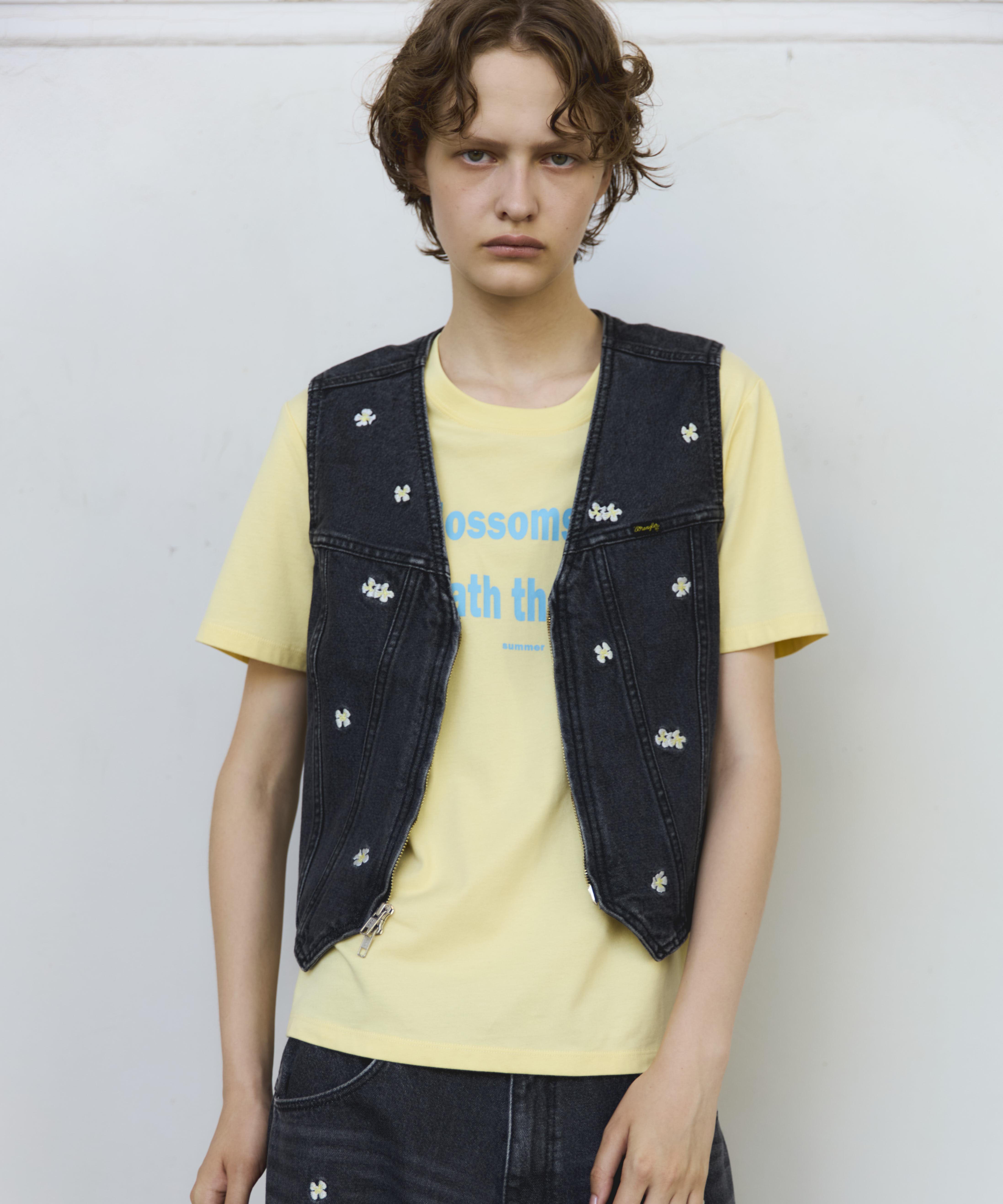 Wrangler×MAISON SPECIAL】Collaboration Flower Embroidery Denim Vest