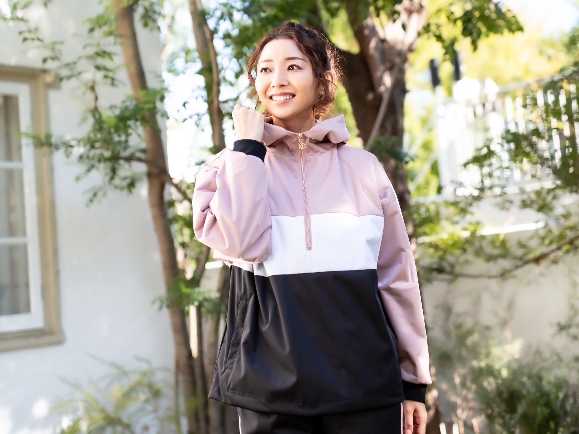 冬の宅トレをサポートするデイリーサウナスーツなどフィットネスウェア