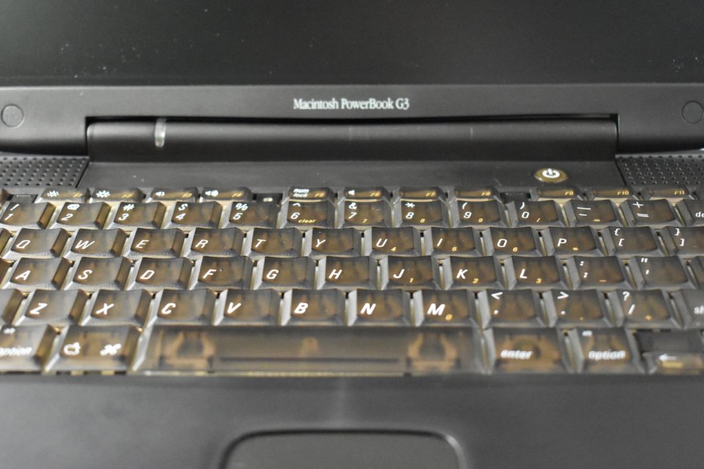 PowerBook G3 400 (MHz) (“Lombard,” 1999) – mattjfuller.com