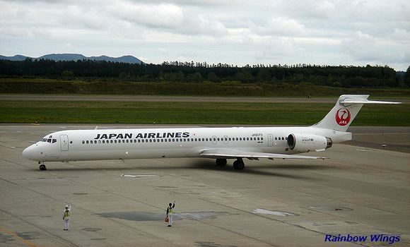 JAS 日本エアシステム MD-90-30