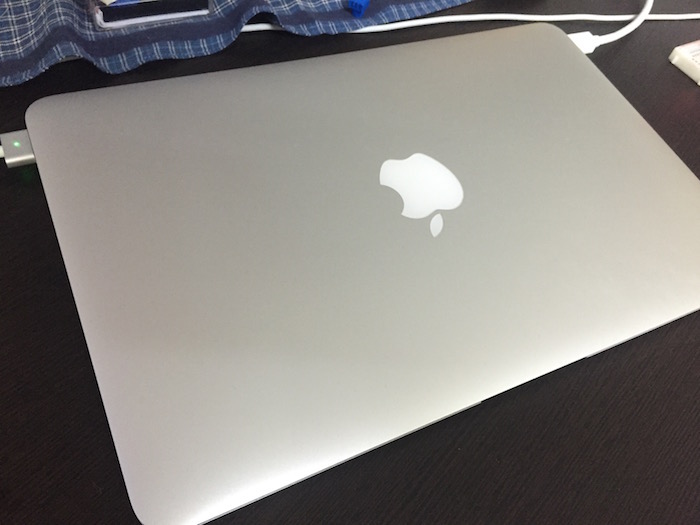 レビュー】MacBook Air 11インチを9ヶ月間使ってみた感想 - meideru blog