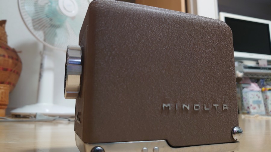 昭和30年代の幻灯機 – マセラティでイッてみよう！ストロンガーぁぁ