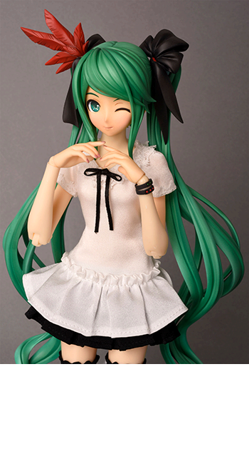 REAL ACTION HEROES 初音ミク -Project DIVA- F ハニーウィップ | セガ