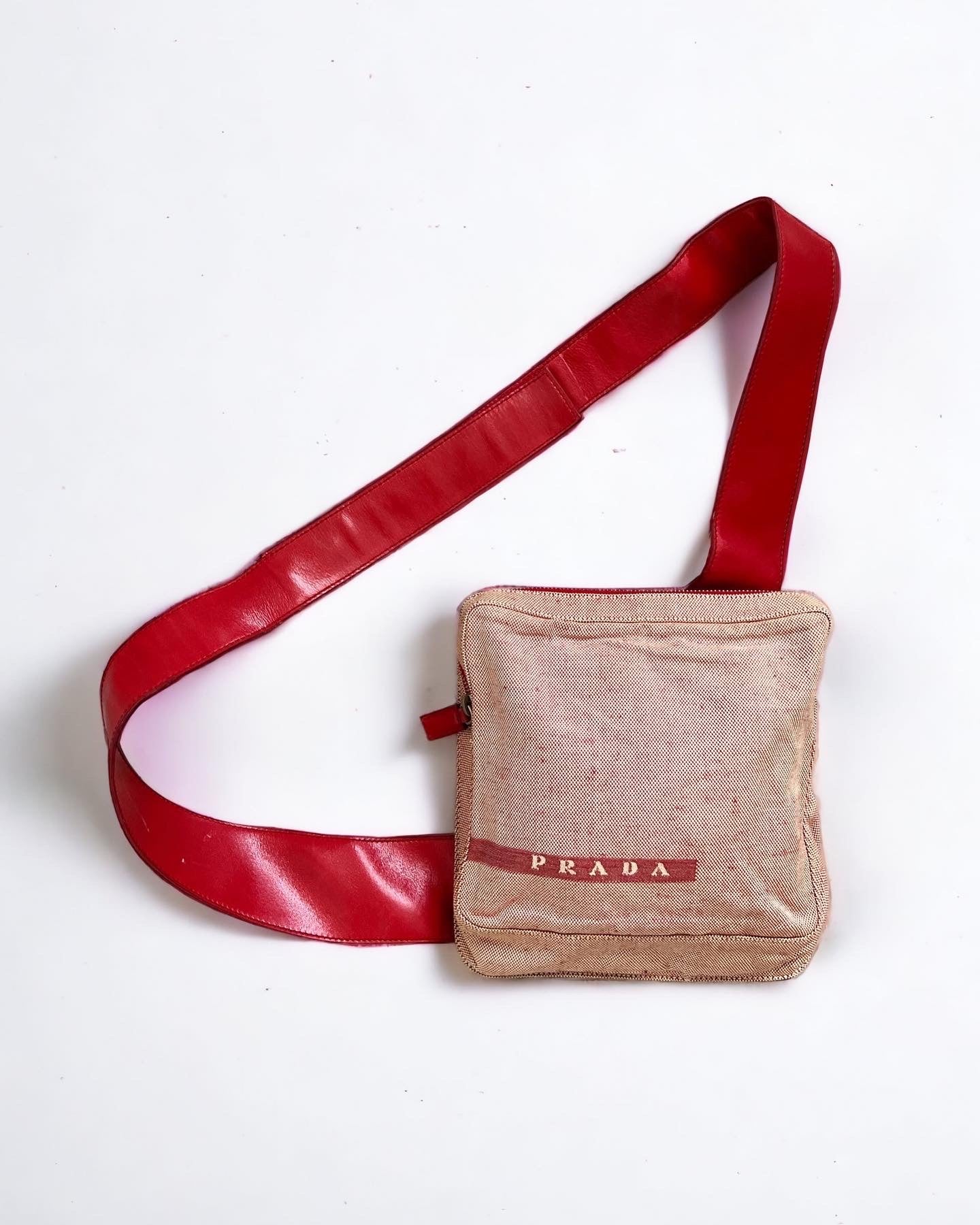 Prada SS1999 Runway Speckled Technical Body Bag – NDWC0 Shop