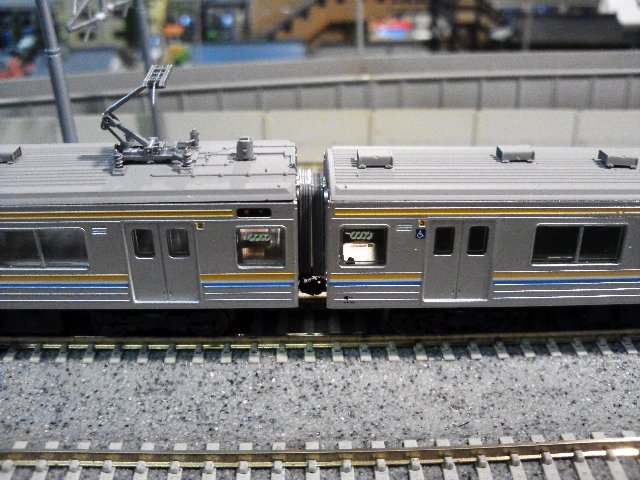 鉄道模型工房 / 車輌工作 / 鉄コレ205系鶴見線を動力化