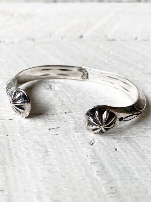 ササフラス・ポストオーバーオールズ・ラリースミス・セントジェームス