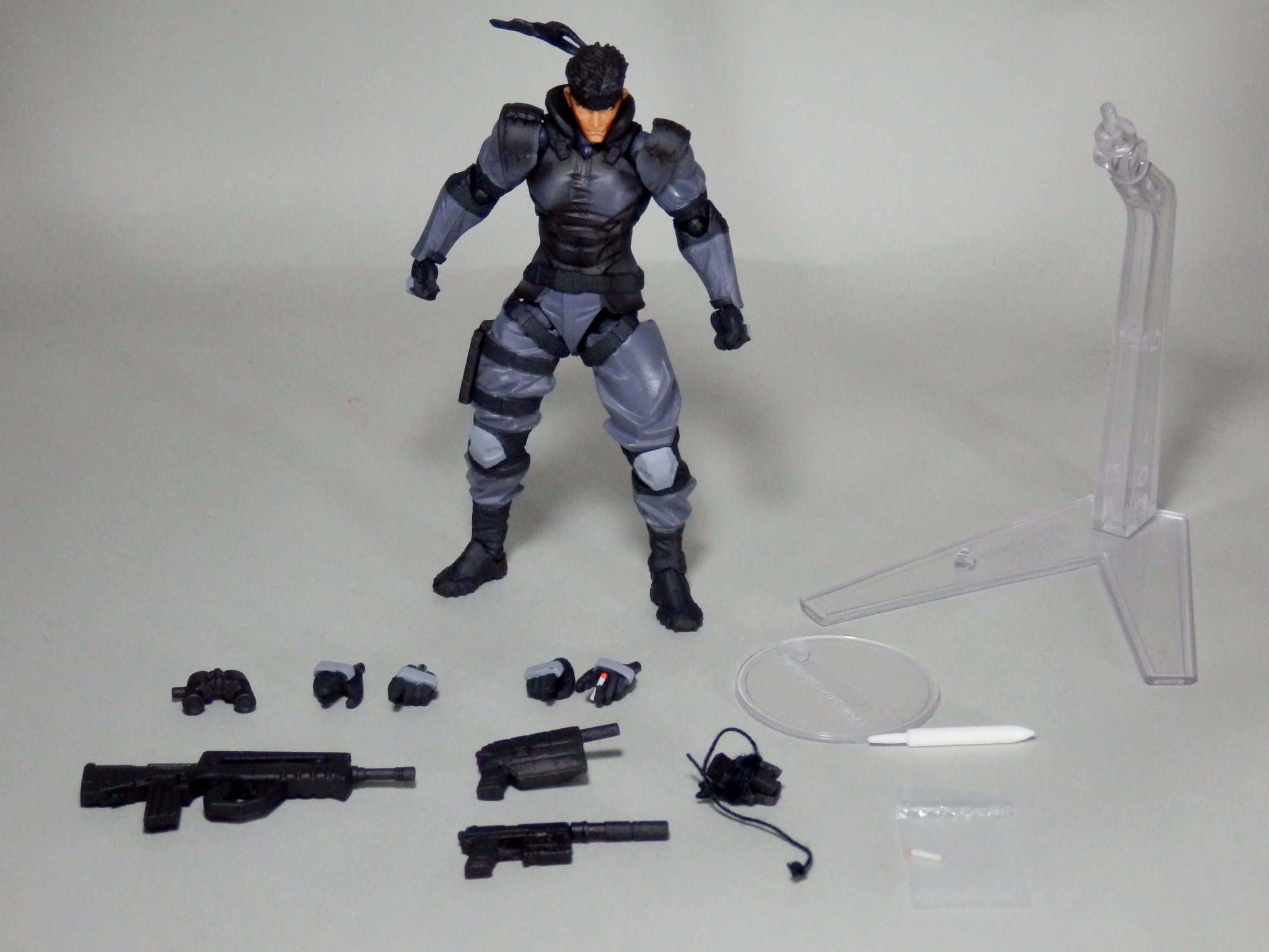 レビュー:リボルミニ ソリッド・スネーク | オタクin東毛