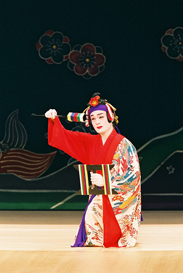 琉球舞踊と組踊 | 京都芸術劇場 春秋座 studio21