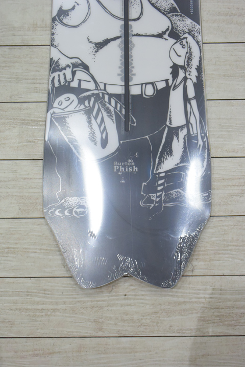 BURTONのパウダーボードといえばコレ FISH – A-BONY