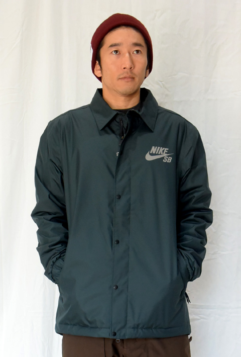 保温力と耐水性に優れたNIKE SB アシスタントコーチジャケット – A-BONY