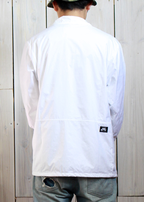 NIKE SBの撥水加工のされたコーチジャケットも只今セール中です。 – A-BONY