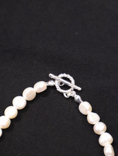 COOTIE 「Distortion Cross Pearl Necklace (Type-2)」 パール ネックレス