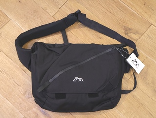 CMF OUTDOOR GARMENT 「MESSENGER BAG」 メッセンジャーバッグ