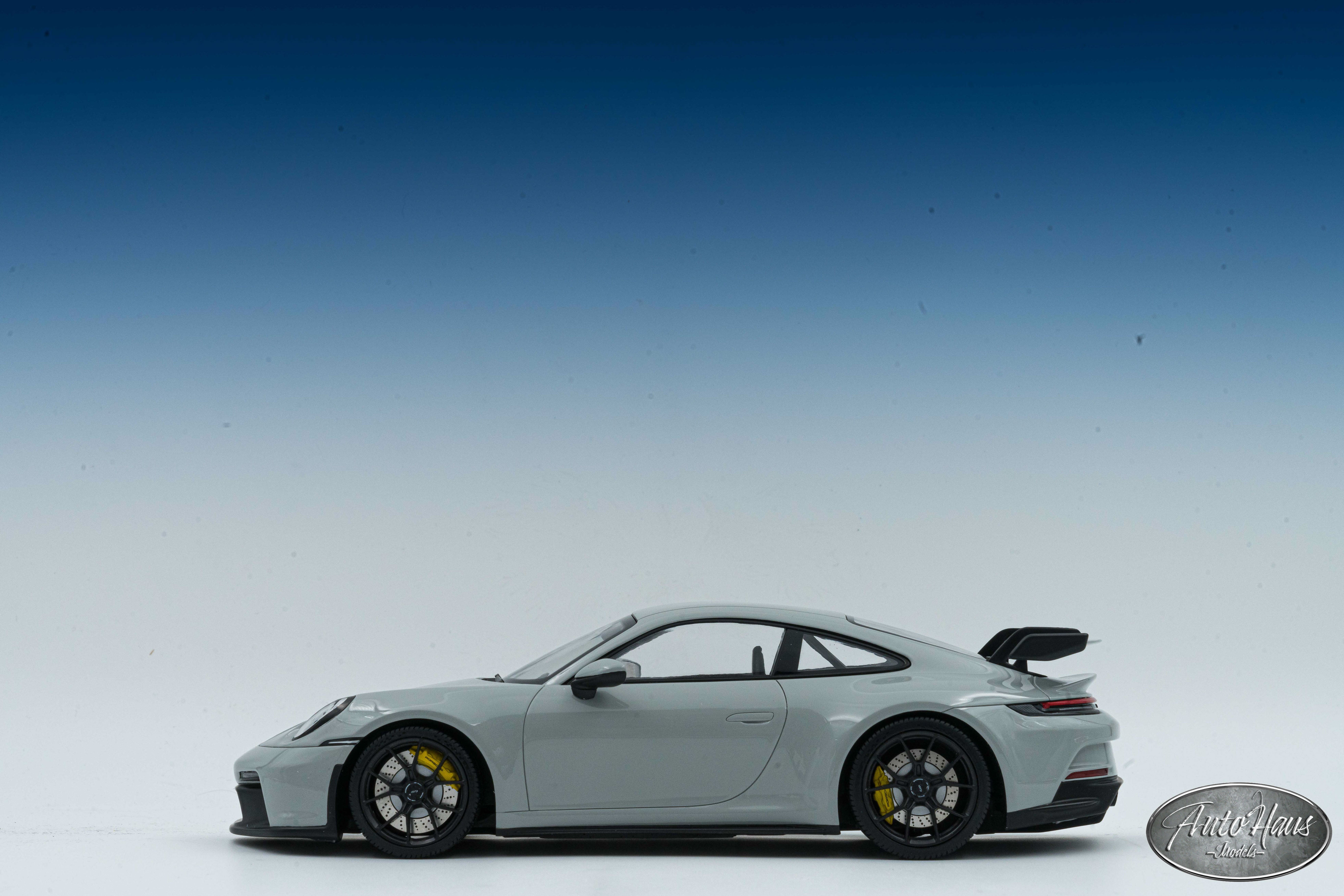 1/18 Minichamps Porsche 911 (992) GT3 Chalk Gray – AutoHaus Models
