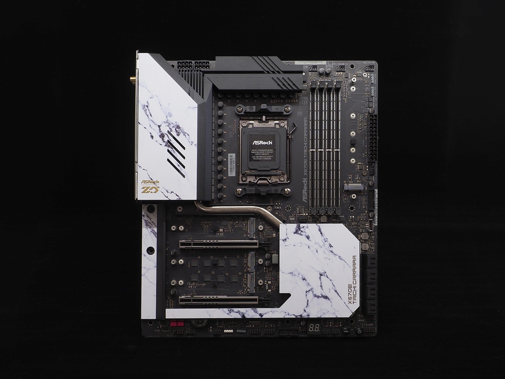 ASRock20周年記念マザー「X670E Taichi Carrara」は大理石風デザインの