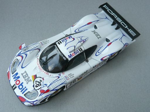 京商 1/64 ポルシェ 911GT1 1998 #26 LM: 資金難コレクター? の葛藤の