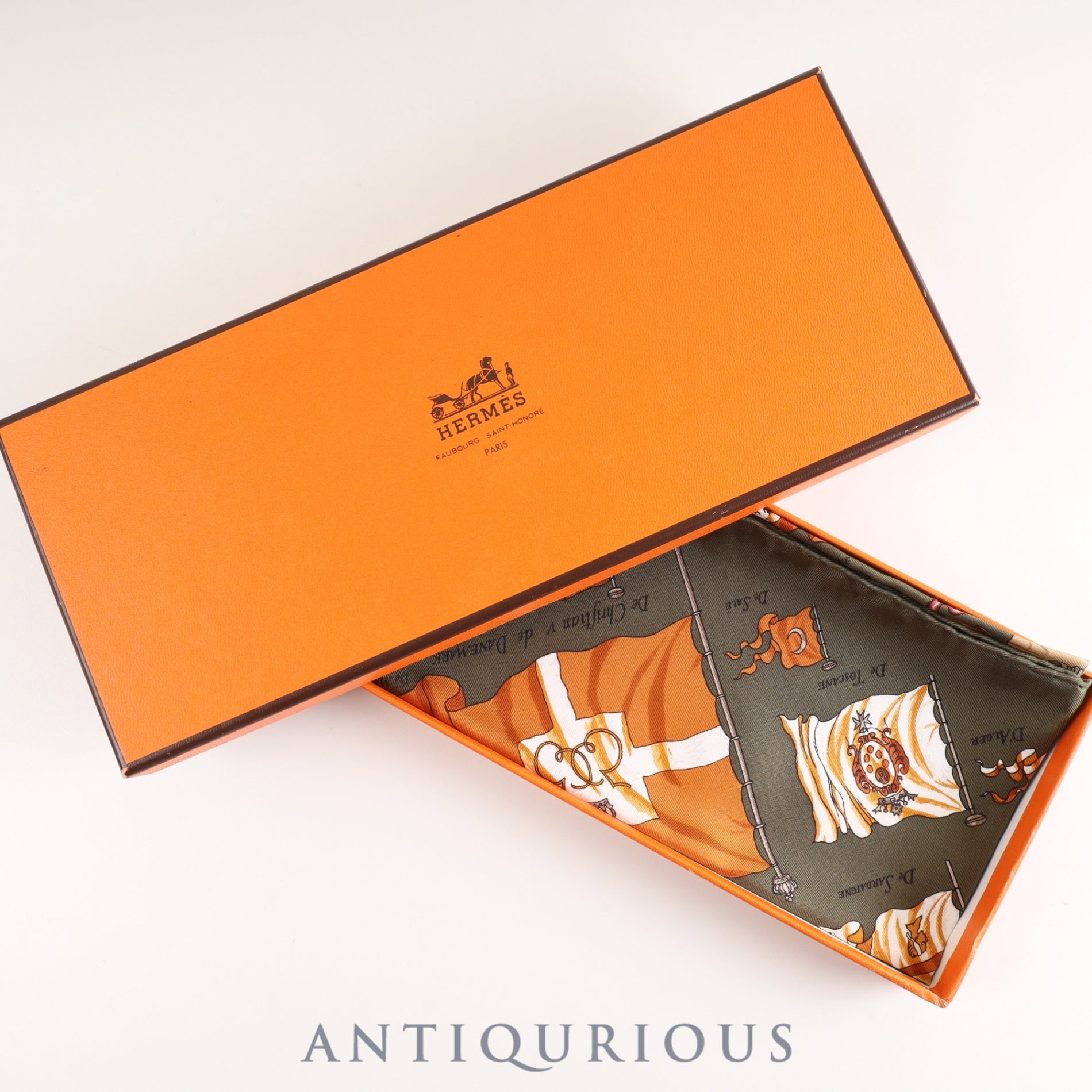 エルメス スカーフ カレ45 PAVOIS 船旗 SILK100% 箱 | 東京銀座の