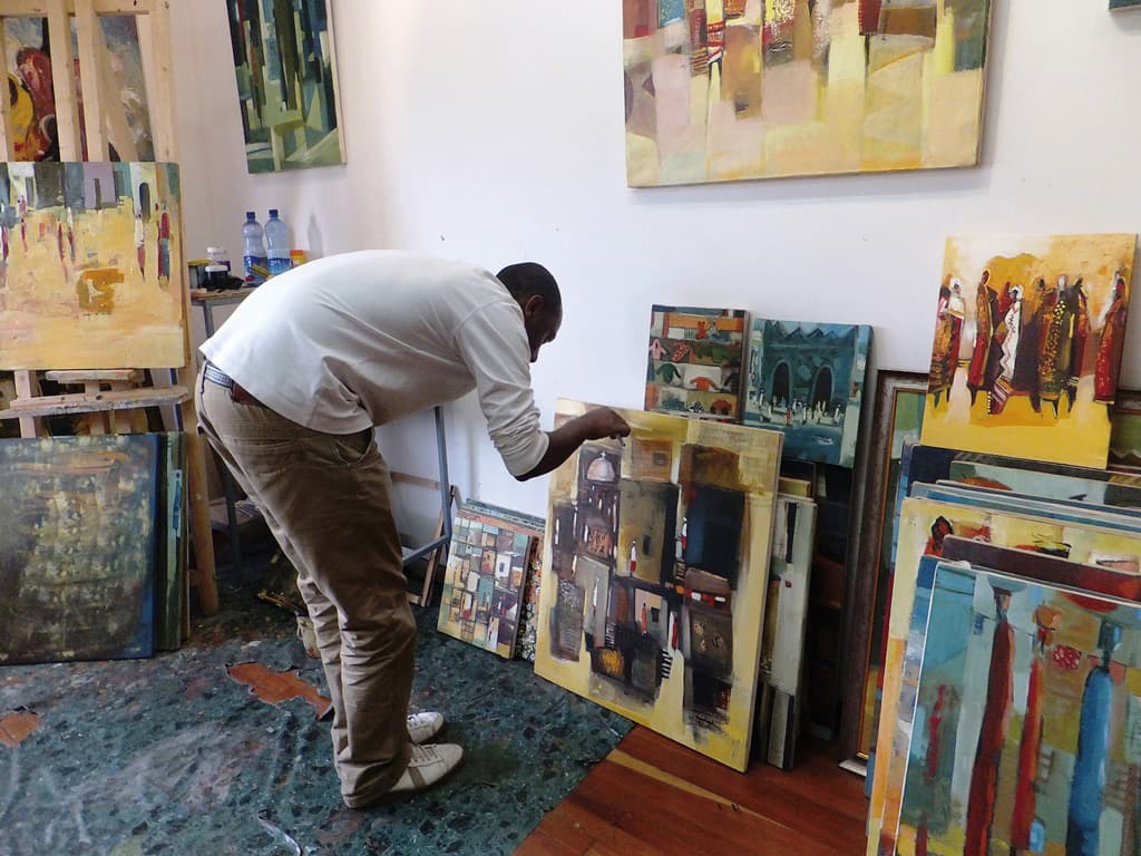 美」 ギャラリーで、カフェで、エチオピアン・アートと出会う