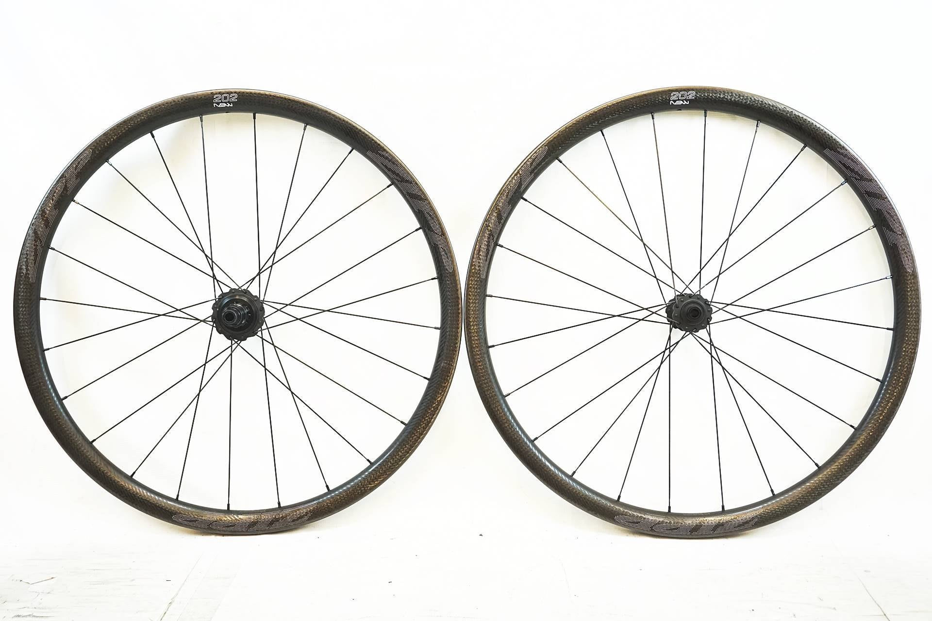 ZIPP 「ジップ」 202 NSW DISC ホイールセット / 有明ガーデン店