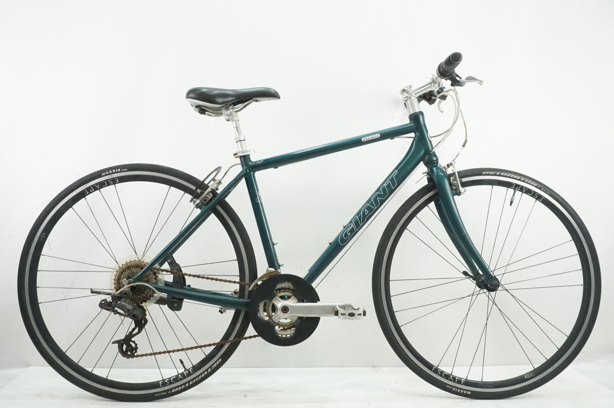 ジャンク GIANT 「ジャイアント」 ESCAPE R3 2010年モデル クロス