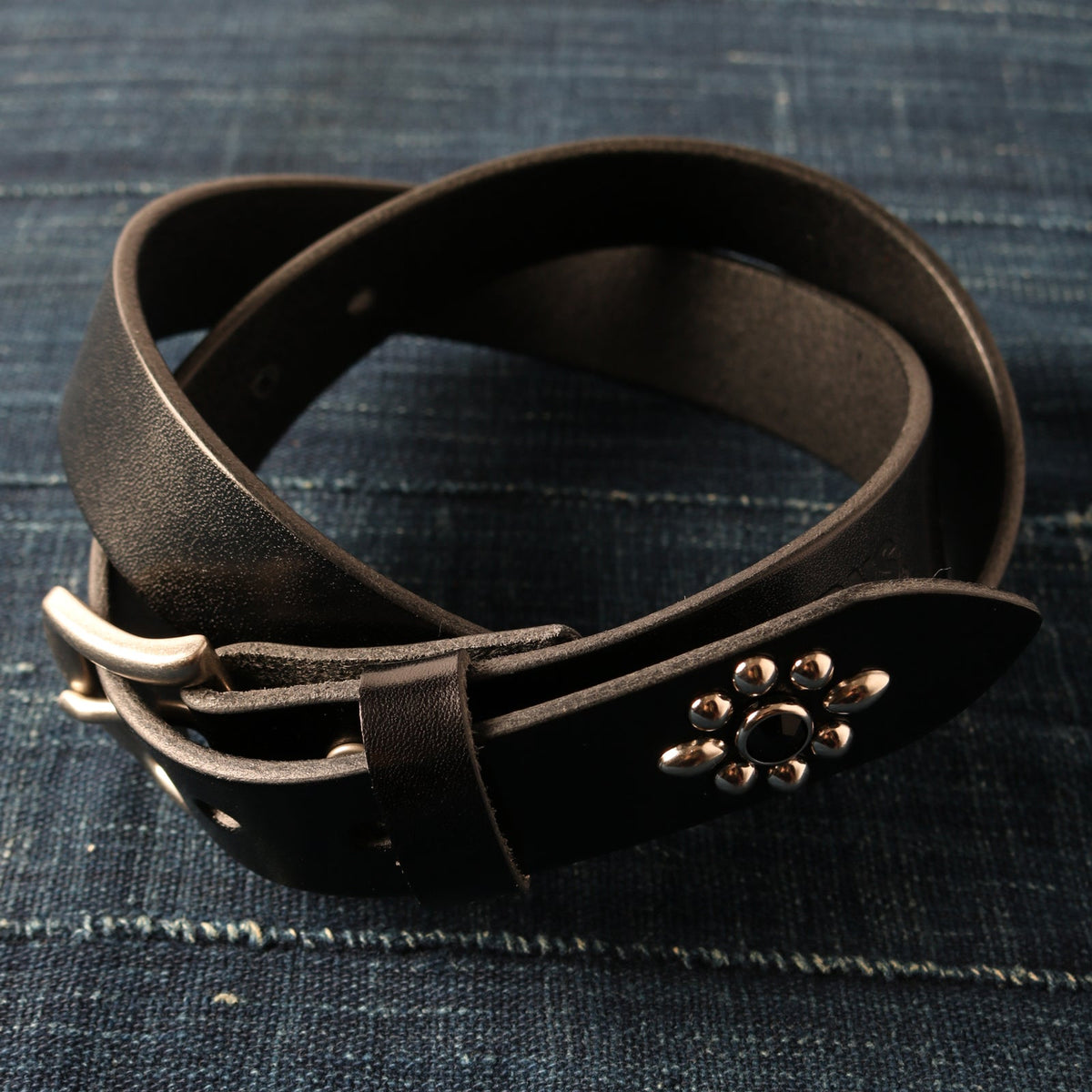 Tochigi Leather】30mm Leather Studs Belt 【Summer Oil Leather】LE
