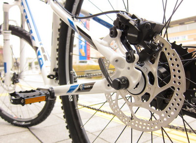 街乗りに29erマウンテンバイク TREK(トレック)「Mamba(マンバ