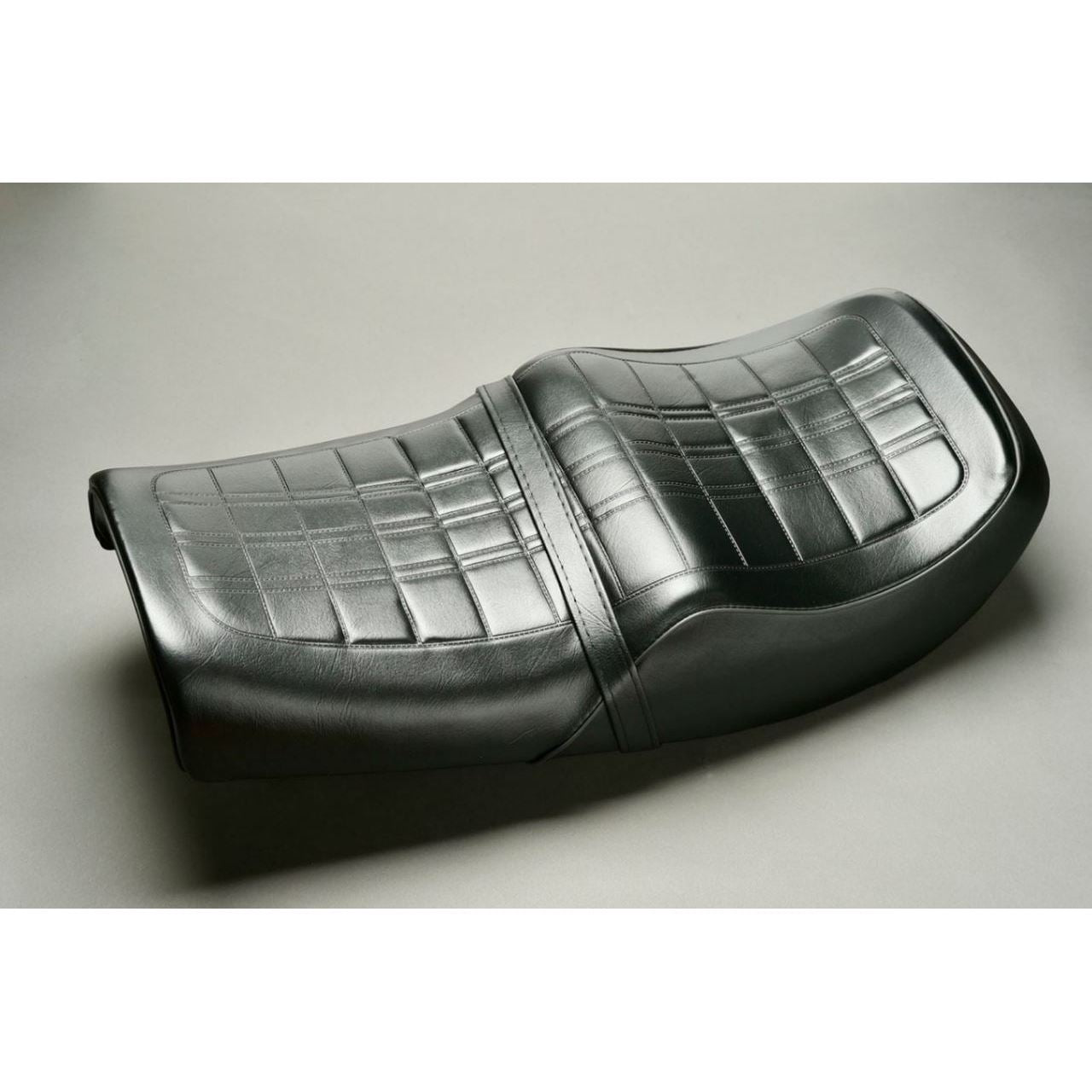 シートASSY Z400FX E4 – バイクマン