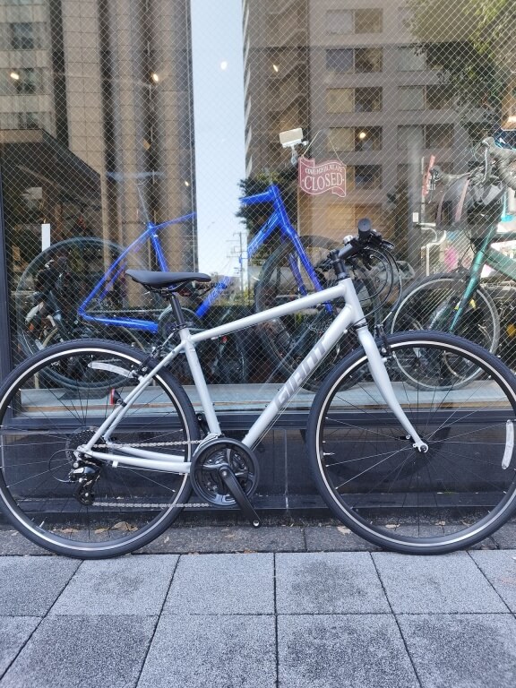 新宿都庁前店 GIANT JAPAN 35周年記念限定モデル!! GIANT ESCAPE