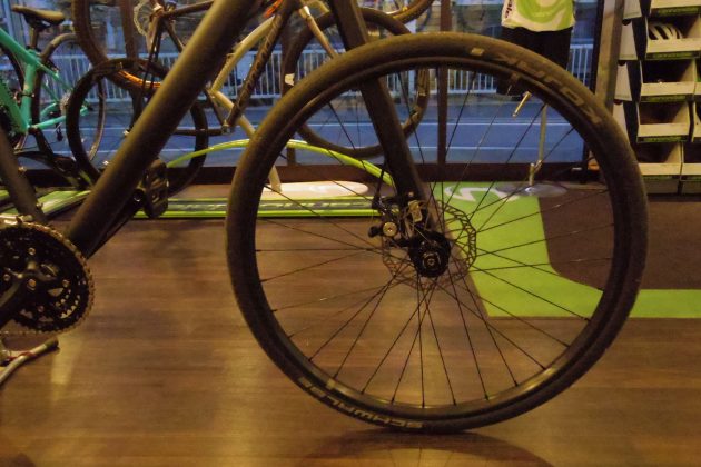 10万円以下で乗れるレフティーフォークあります」2017 CANNONDALE