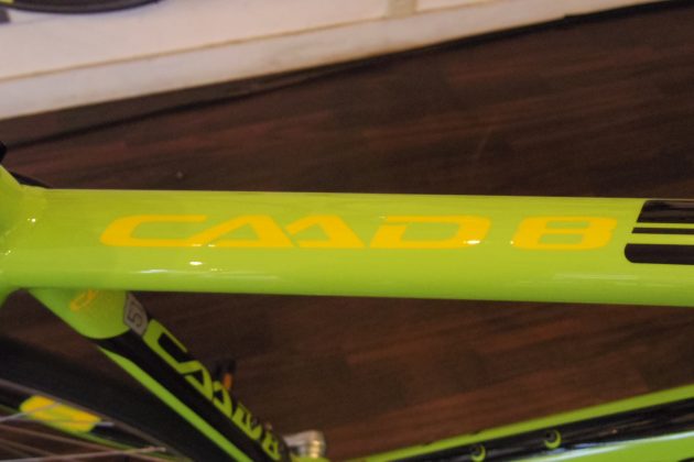 2016 CANNONDALE CAAD8(キャノンデール キャド8)フラットバー