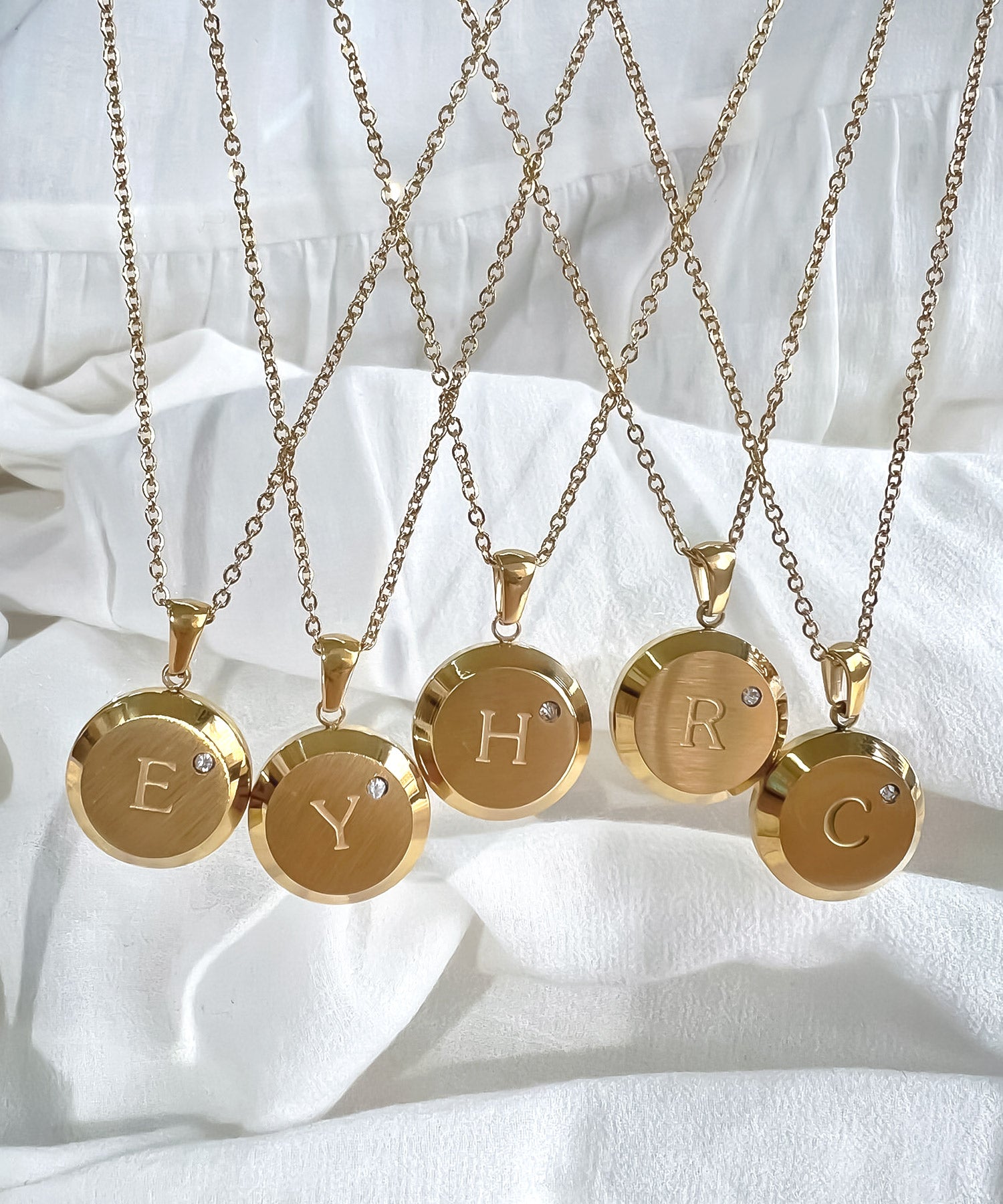 blackdia ocean CZイニシャルコインネックレス