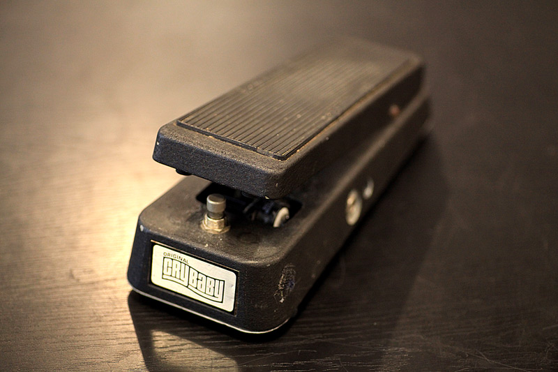01月15日 – Jim Dunlop GCB-95 Crybaby トゥルーバイパス改造 LEDを