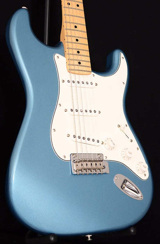 Fender Player Stratocaster Tidepool | Shop Fender Player Stratocaster