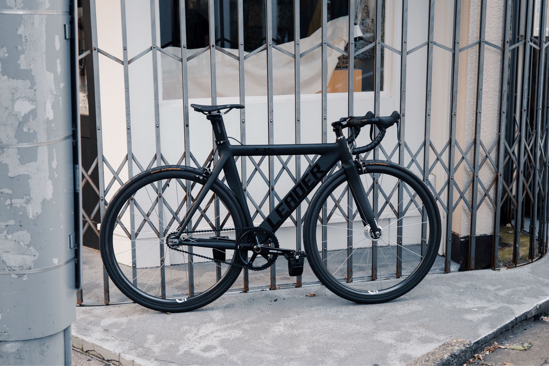 快適な通勤・通学をピストで生み出すには | ブローチャーズ - BROTURES