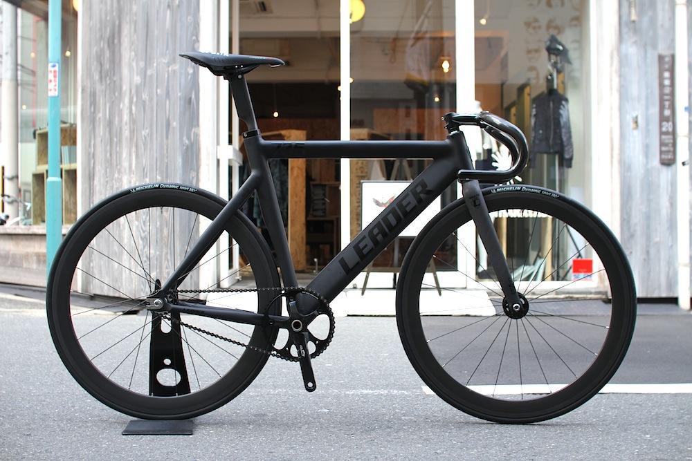 LEADER BIKE 735TR BLACK/CARBON CUSTOM! | ブローチャーズ - BROTURES