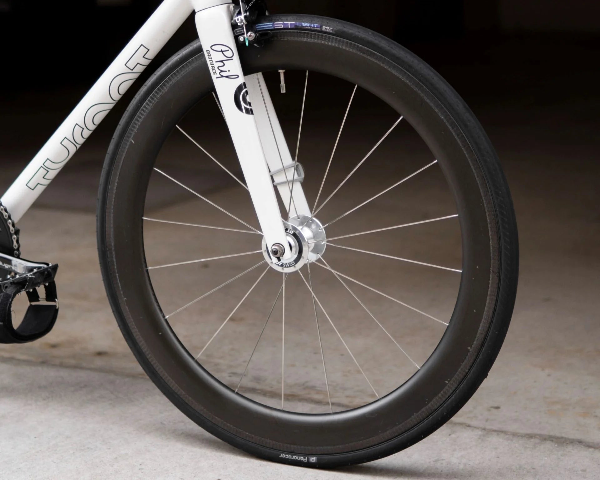 吉祥寺店の最近のホイール事情 - カーボンホイール編 - | ブロー