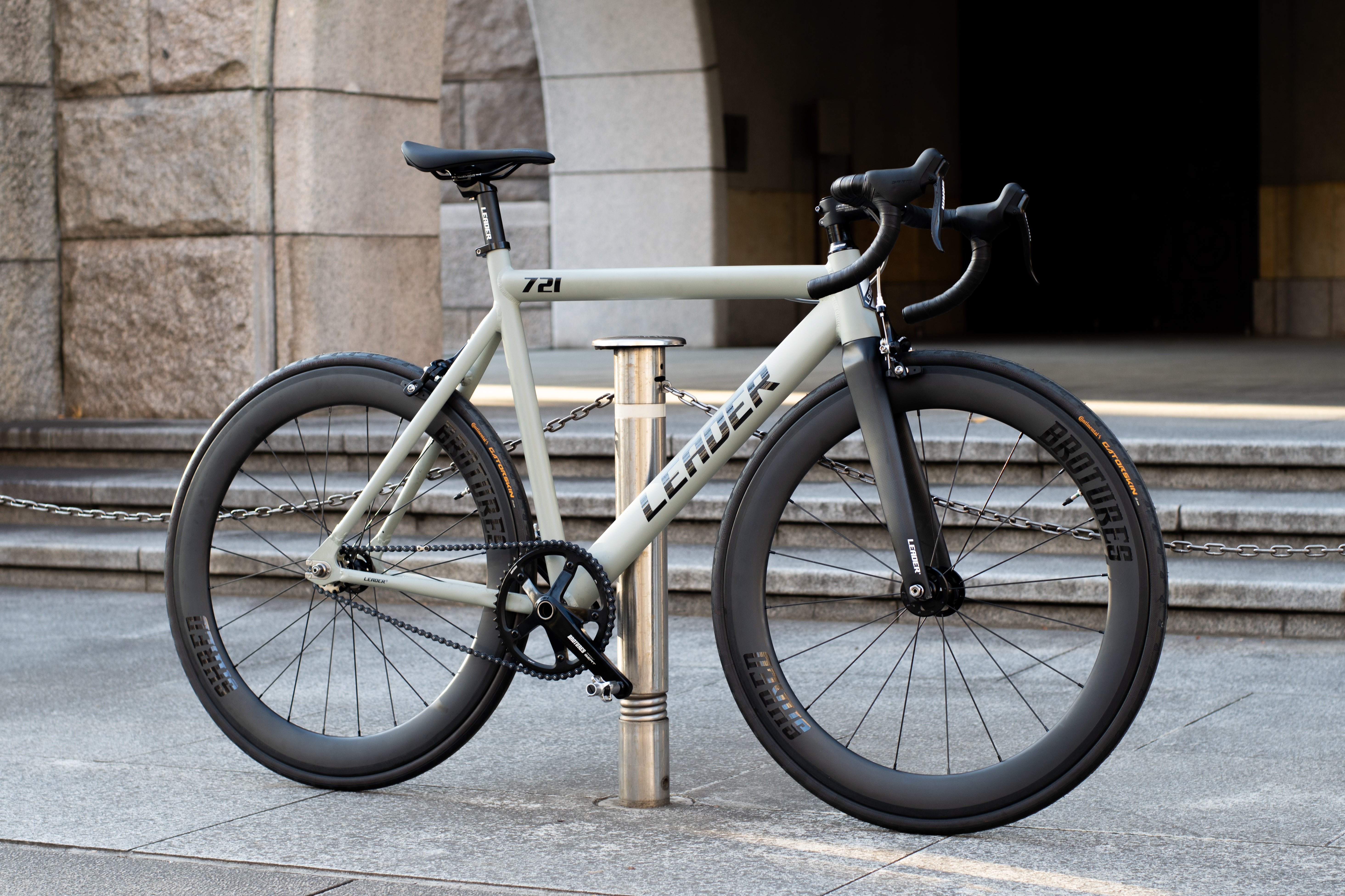 ロードバイクに乗っていたからこそピストバイクは楽しい。 | ブロー