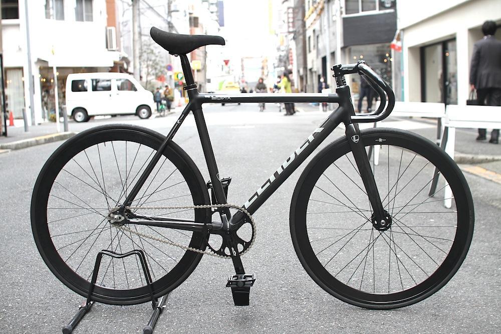 LEADER BIKE EQNX Custom Sample. | ブローチャーズ - BROTURES ONLINE