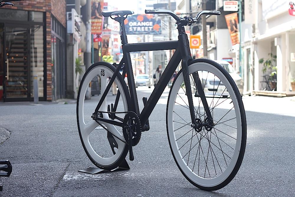 白黒ハッキリ！ in 725TR！！” | ブローチャーズ - BROTURES ONLINE