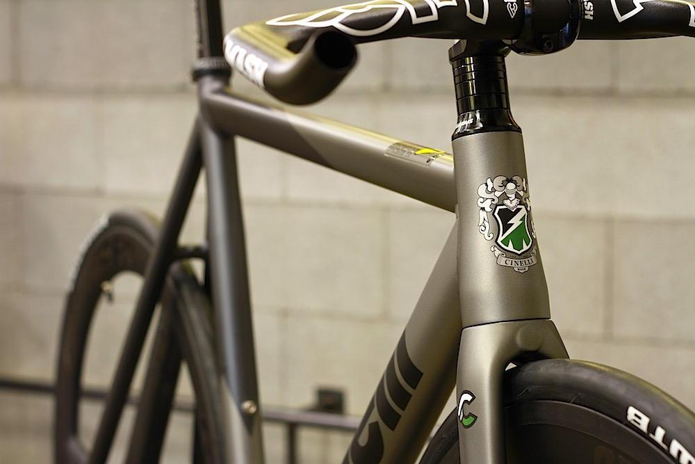 CINELLI MASH”の前下がりで見るピストの歴史 | ブローチャーズ