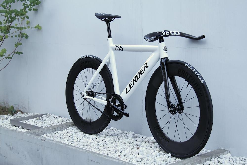 LEADER BIKE 735 CUSTOM BIKE | ブローチャーズ - BROTURES ONLINE