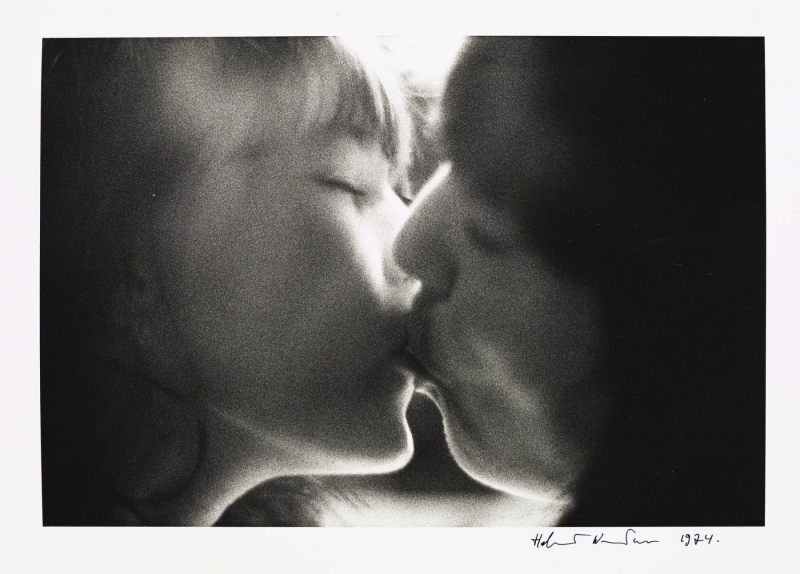 ヘルムート・ニュートン ゼラチンシルバープリント サイン 《LE BAISER