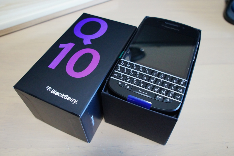 原点回帰のキーボード端末: BlackBerry Q10レビュー - ロードヒポキシス