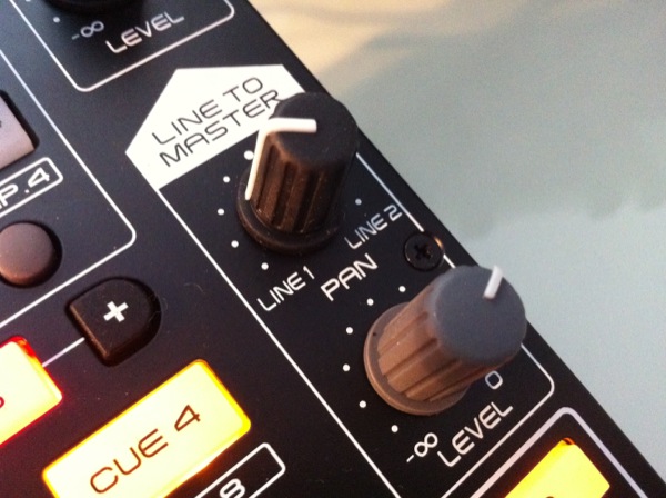 Review & Video: Denon DJ MC3000 Controller - Digital DJ Tips