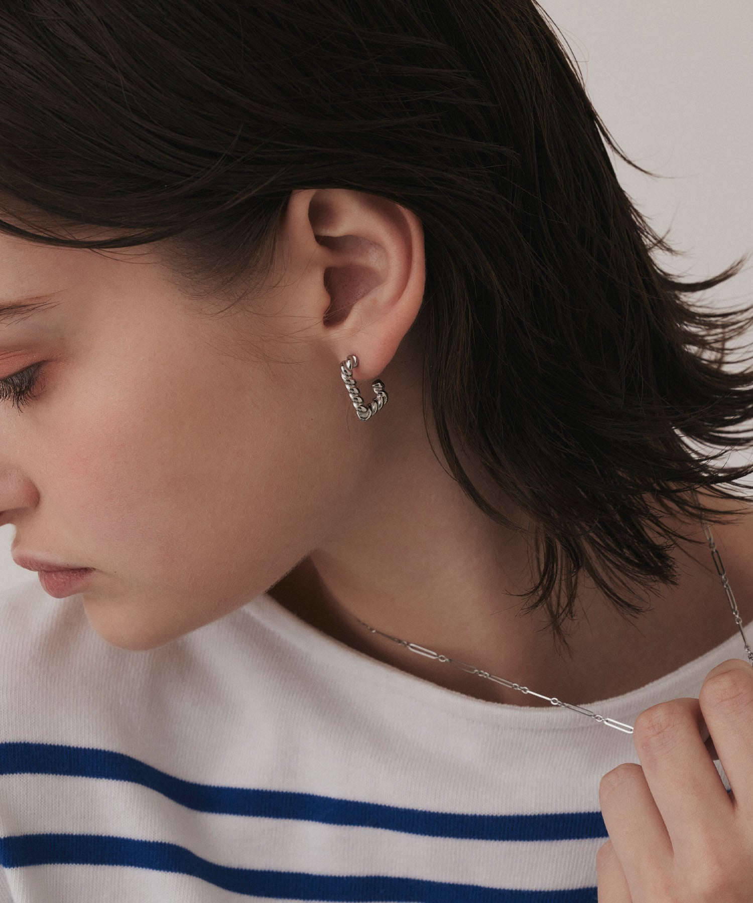 シルバー]ツイストスクエアピアス