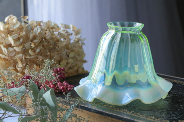 希少！ヴァセリン（ウランガラス）のランプシェード イギリス