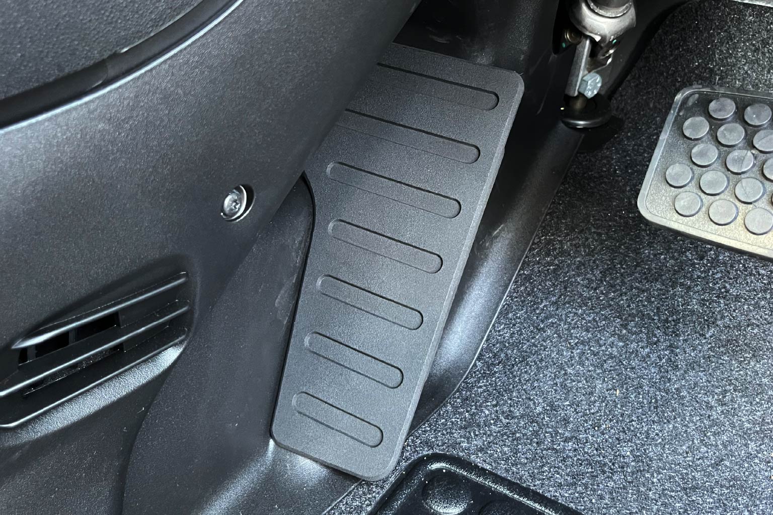Footrest Extension Cover for ABARTH / FIAT500 / core obj