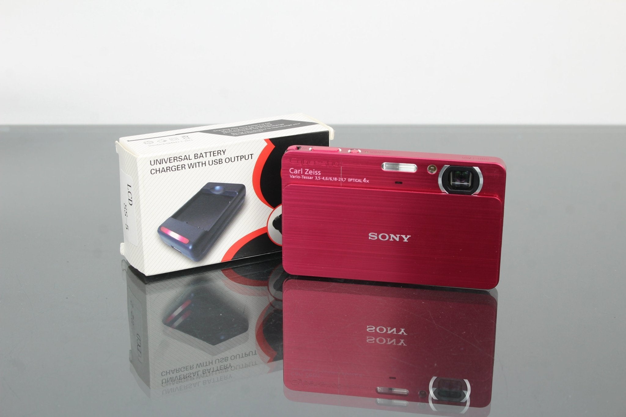 Sony DSC-T700 Review: A Digital Classic in 2025 – Dutch|Thrift
