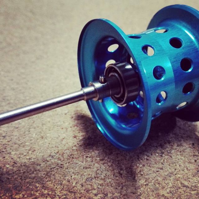 D] KTF・16メタニウム用NEOスプールに秘められたコダワリ - DeeeP