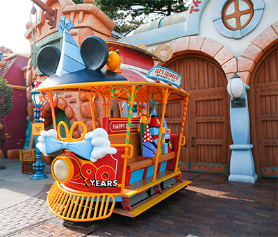 ミッキー90周年 in パーク」 | ディズニーファン公式ホームページ